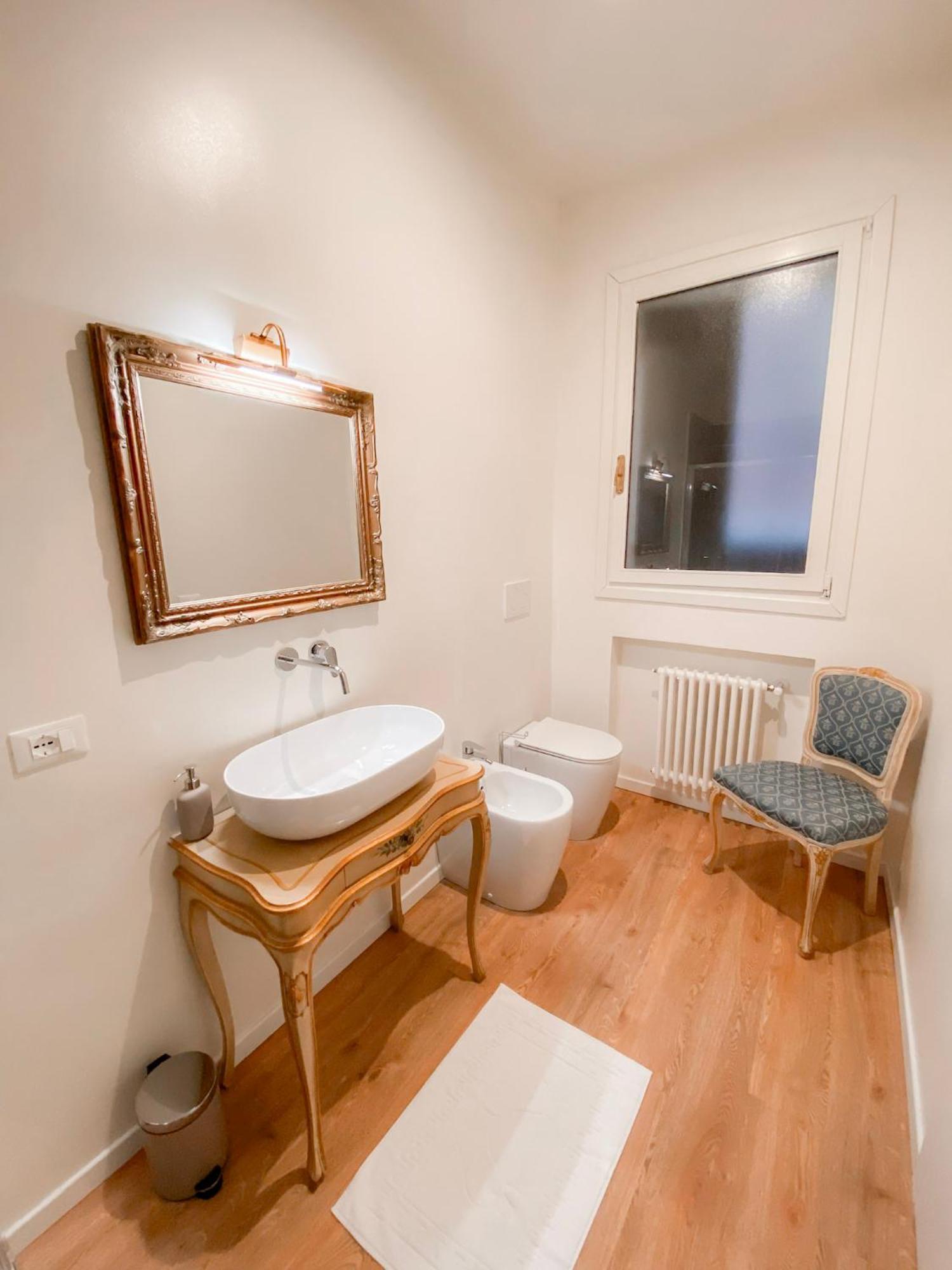 San Polo Luxury Suites In Venezia Esterno foto