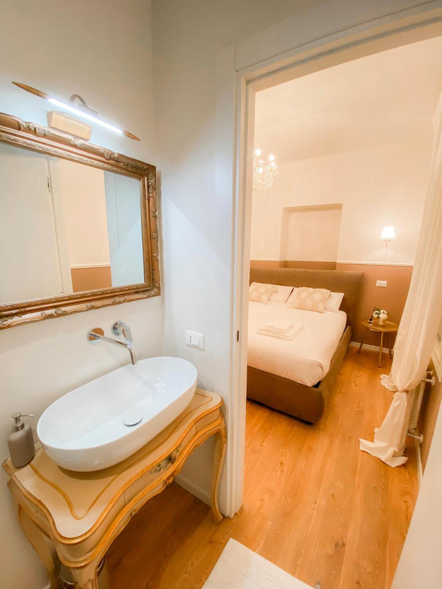 San Polo Luxury Suites In Venezia Esterno foto