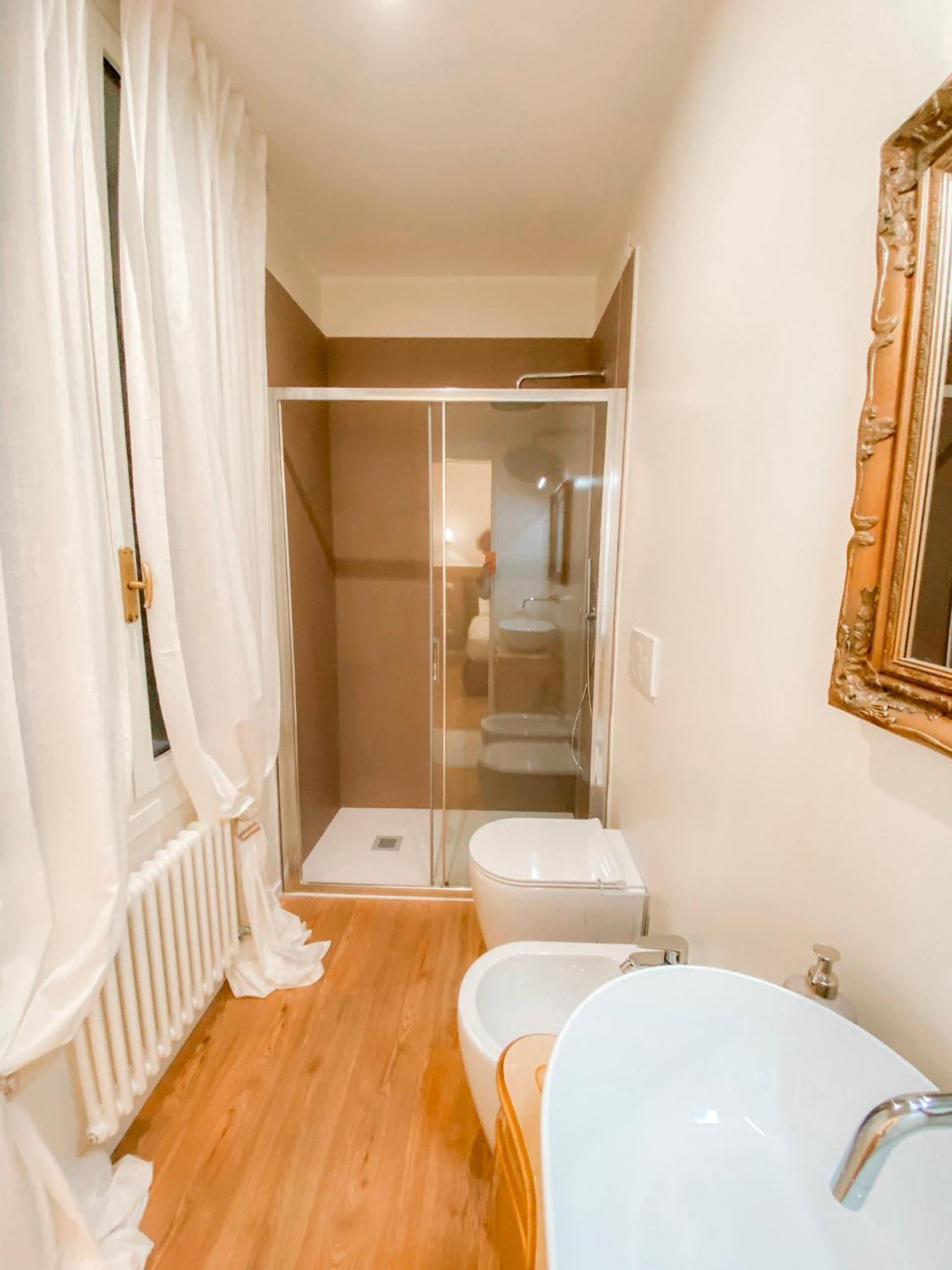 San Polo Luxury Suites In Venezia Esterno foto