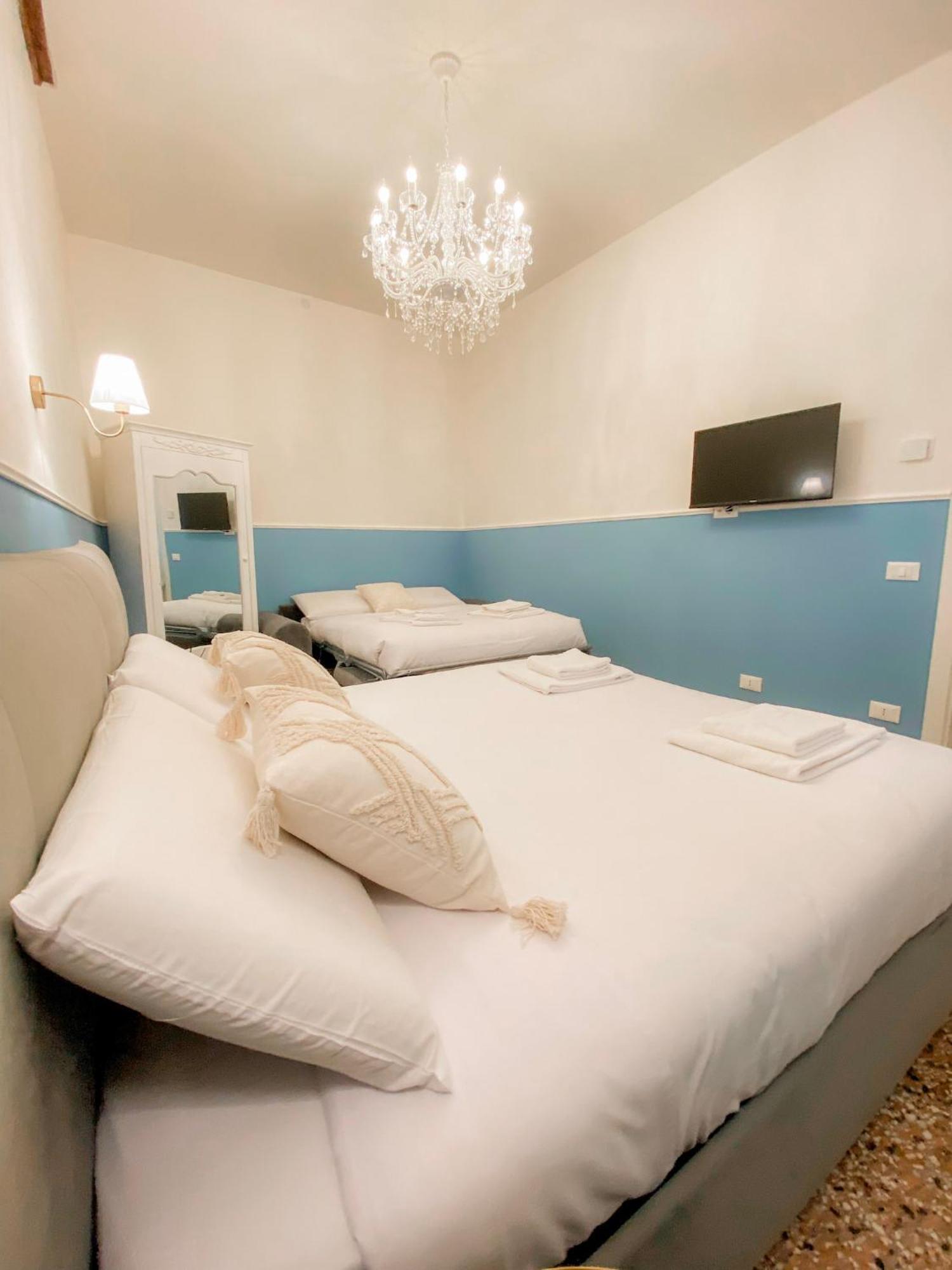 San Polo Luxury Suites In Venezia Esterno foto